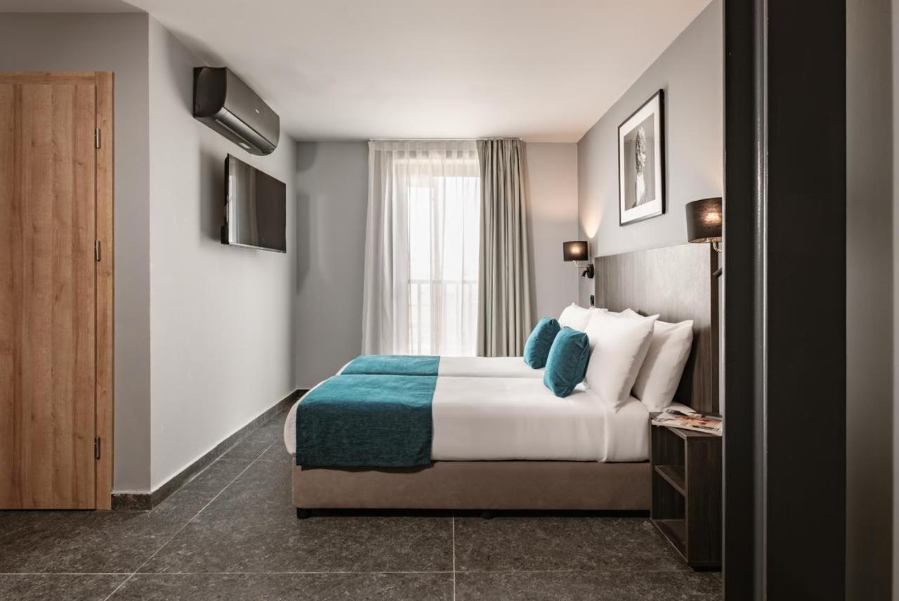 Spinola Hotel Saint Julian's Exterior photo
